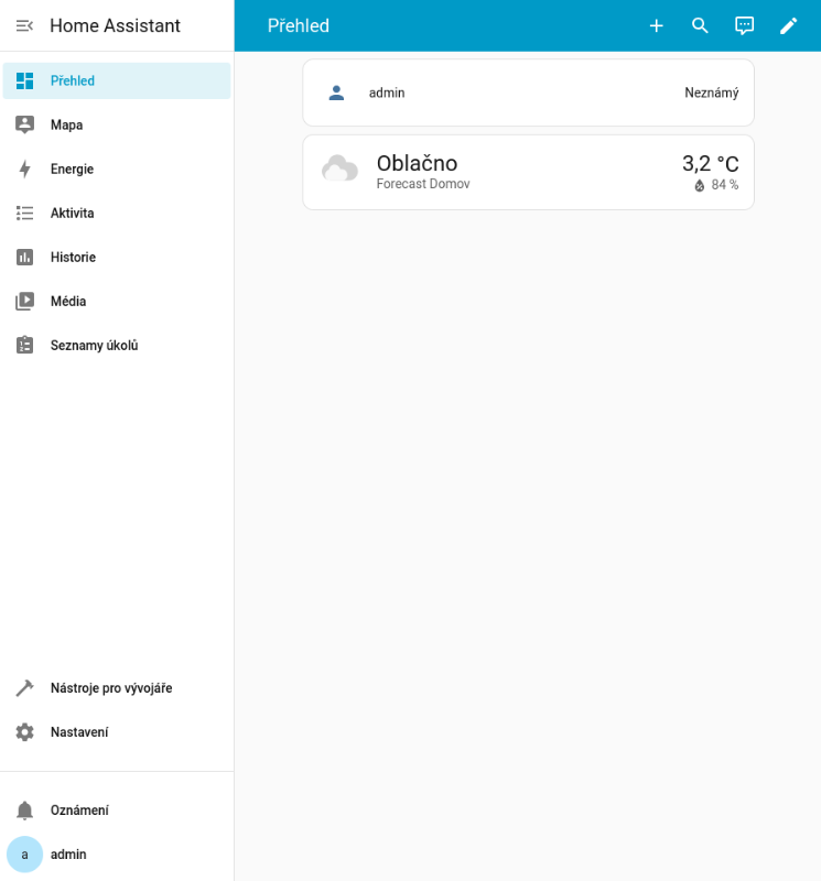 Ovládací panel Přehled s boční lištou v rozhraní HA