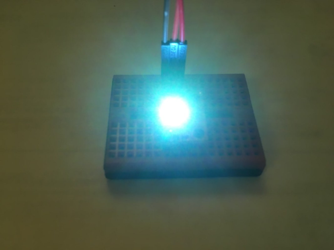 Ukázka zapojení Arduino RGB LED modulu WS2811